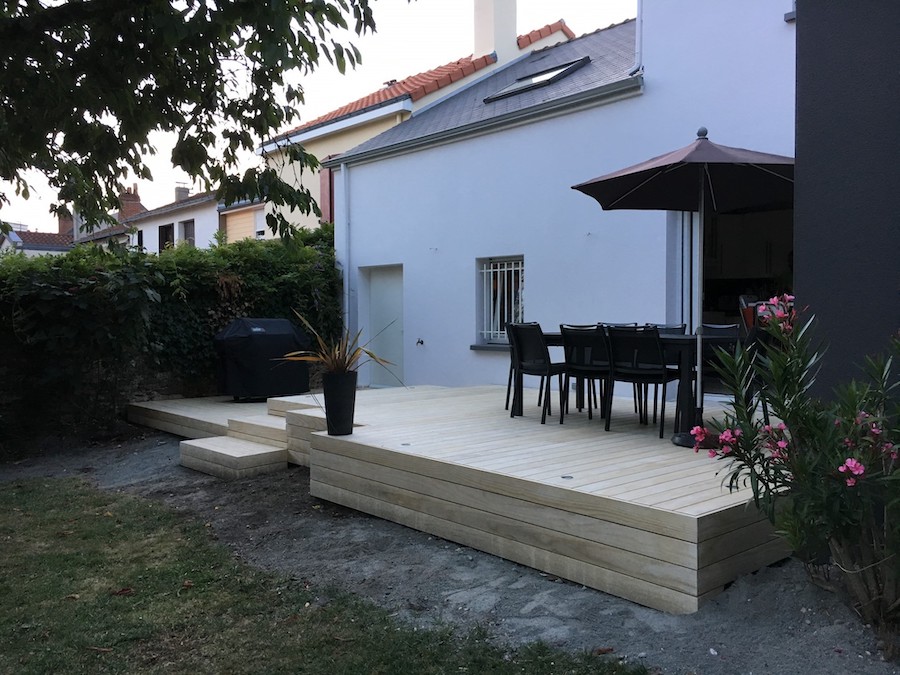 Terrasse sur sol dur à Nantes