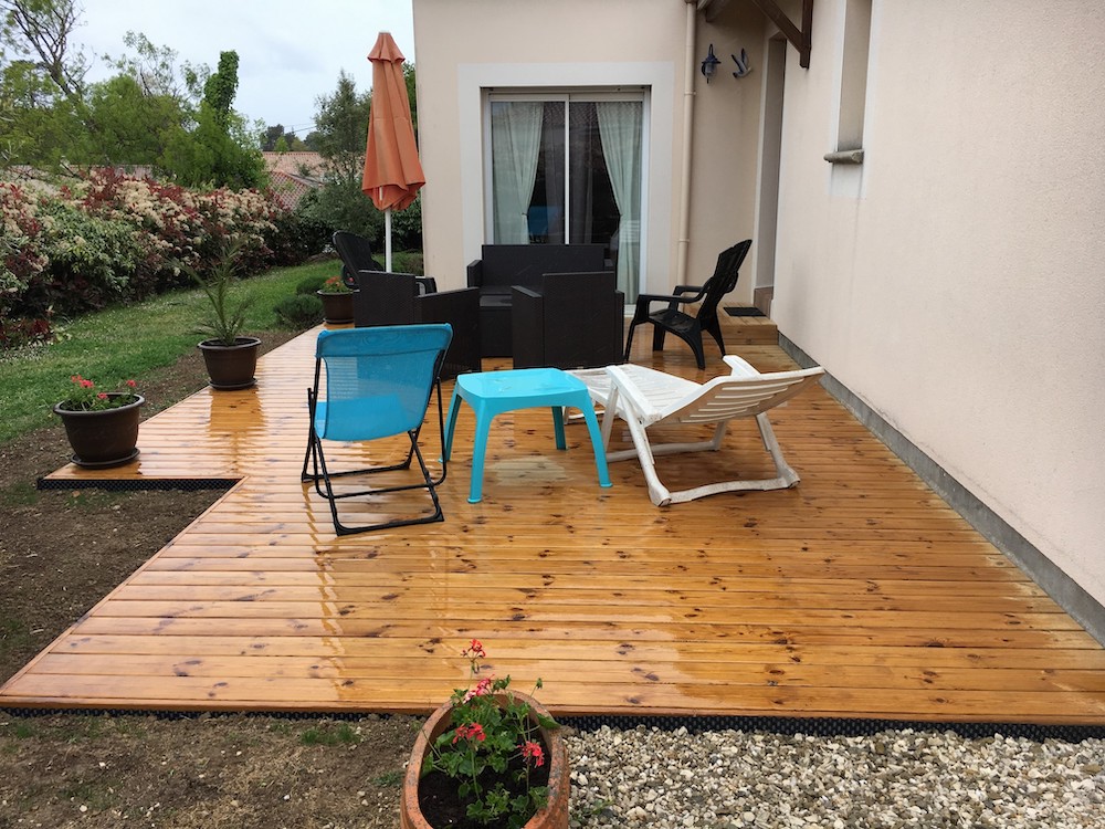 Création de terrasse pour une entrée de maison