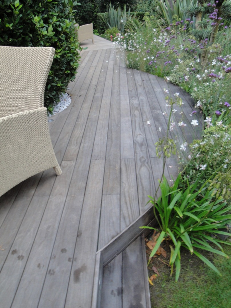 Kébony avec sa patine grise